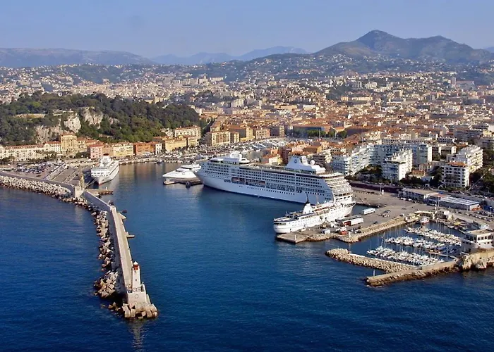 En Bord De * Nice